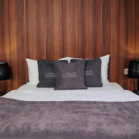 Boutique Hotel Central Rivne Luaran gambar