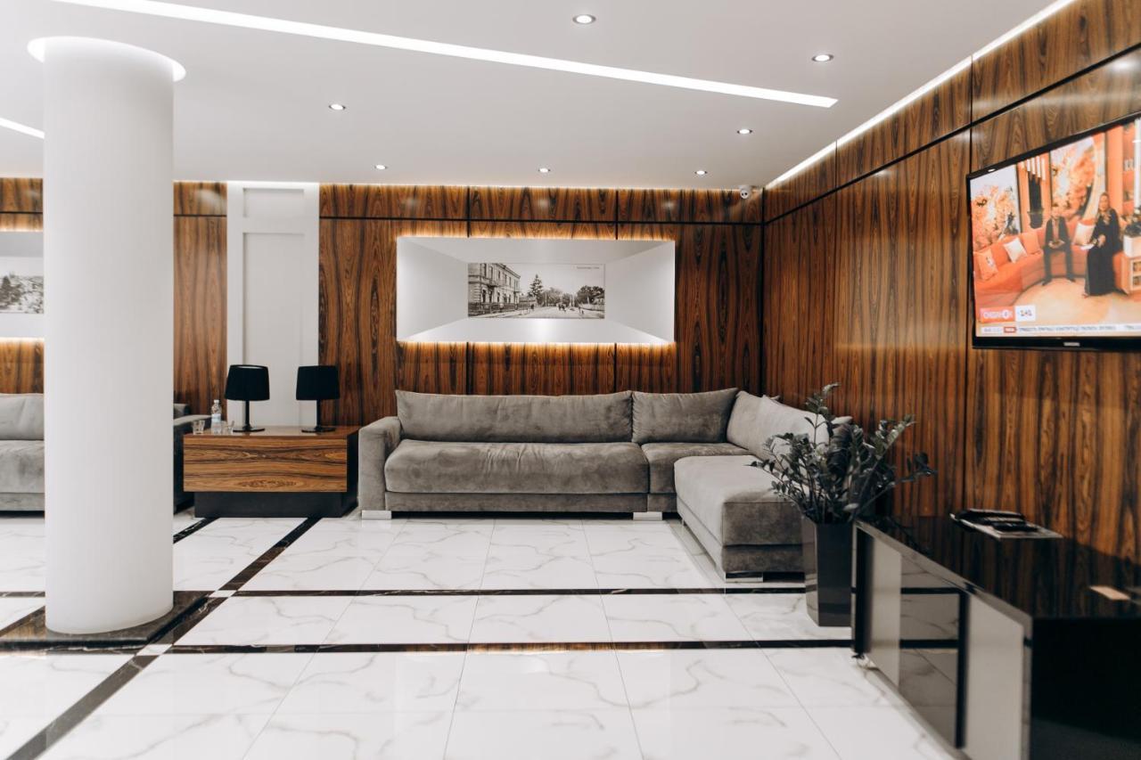 Boutique Hotel Central Rivne Luaran gambar