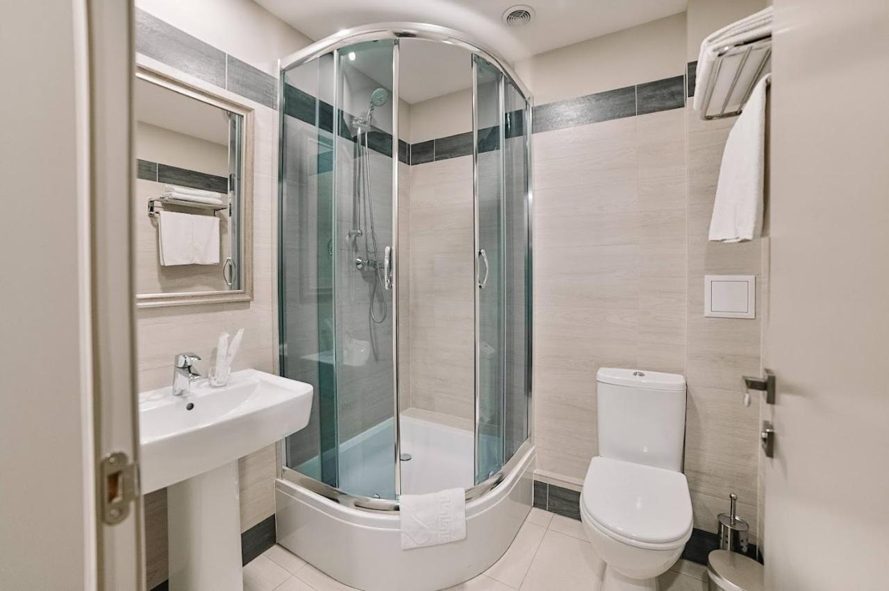 Boutique Hotel Central Rivne Luaran gambar