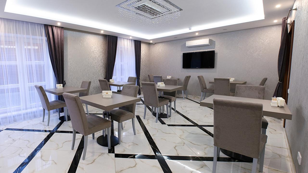 Boutique Hotel Central Rivne Luaran gambar